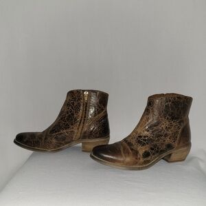 DIBATrue Leather Ankle Boots Distressed Brown Size 6.5